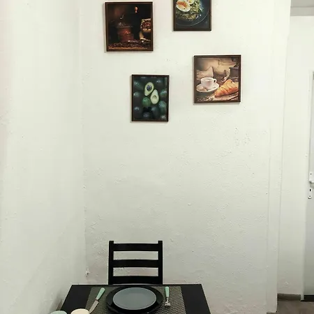Avocado *